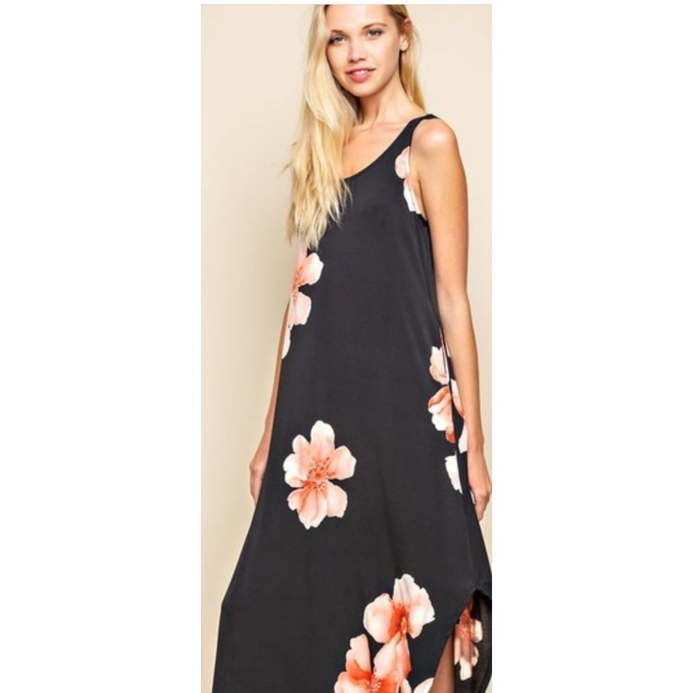 ❤GORGEOUS Floral Maxi Dress